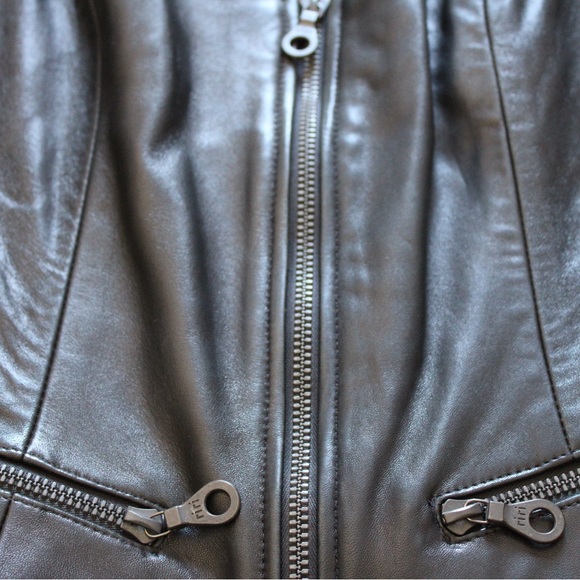 VINTAGE John Michael Leather Vest - Picture 3 of 4